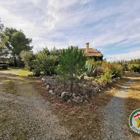 Holiday home Le Janabel Prades-sur-Vernazobre
